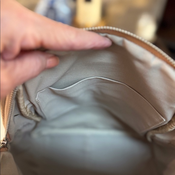 💛🤎 NWOT VALENTINA LEATHER BACKPACK! - Picture 11 of 12